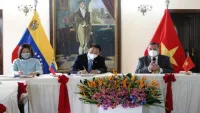 Việt Nam-Venezuela: Thúc đẩy các dự án hợp tác kinh tế, thương mại, đầu tư và nông nghiệpNgày 25/3, Đại sứ Việt Nam tại Venezuela Lê Viết Duyên cùng đoàn công tác của Đại sứ quán đã có chuyến thăm và làm việc tại bang Trujillo nhằm kết nối các doanh 
