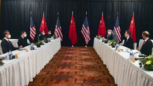 Cuộc gặp cấp cao Mỹ - Trung đầu tiên: “Ném đá dò đường”