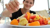 Ăn trái cây sai cách coi chừng lợi bất cập hại, có khi dẫn tới ung thư