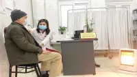 Bệnh viện tại Hà Nội đặt máy sưởi chống rét cho bệnh nhân
