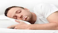 Cảnh báo thói quen dán miệng khi ngủ