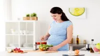 Mang thai nên ăn gì để con tăng cân đều, phát triển toàn diện?