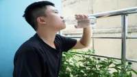 Mùa nóng uống nước sao cho đúng cách?