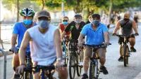 Phớt lờ lệnh cấm, người dân Thủ đô vẫn đạp xe, tập thể dục